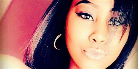 tovonna holton|Girl, 15, commits suicide after friends share nude。